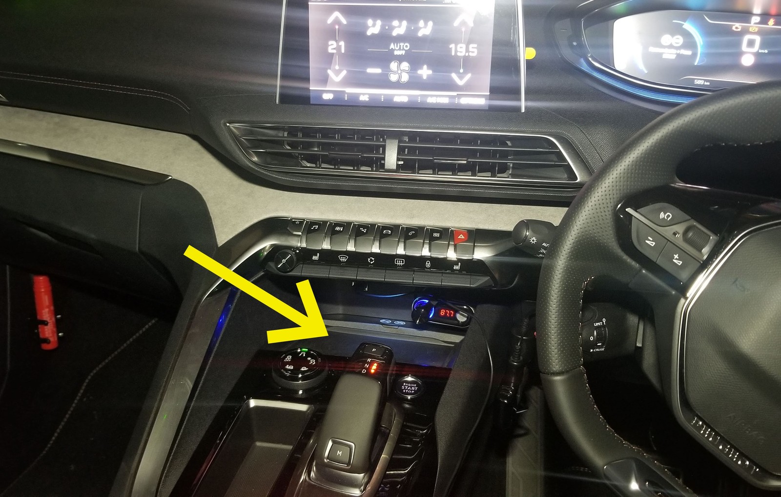 Peugeot3008 アンドロイドオートのusbケーブル プジョー3008ブログ Peugeot3008 アンドロイドオートのusbケーブル プジョー3008ブログ