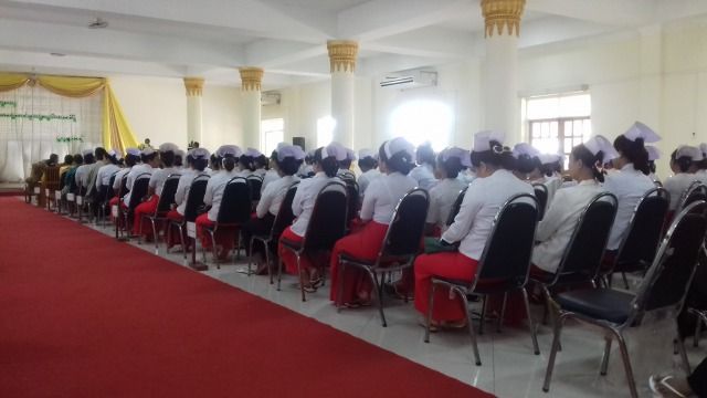 s_ネピド―管区の助産師たち