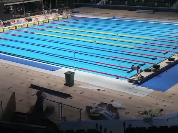 水泳の世界選手権用の屋内プールってこんなふうに作られてるって知ってた！？