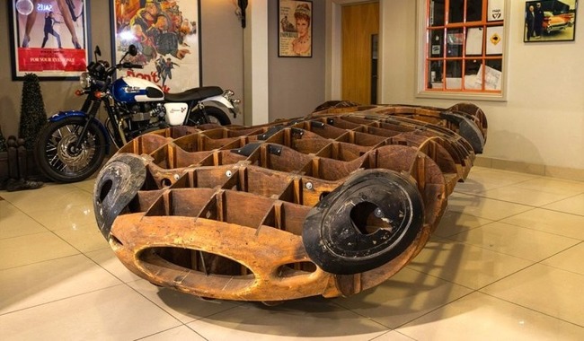 1954年式「ジャガーDタイプ」のボディパネル製作用の木製テンプレートが競売に出品されました！（6枚の写真と動画）