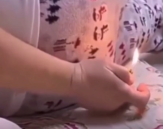 「屁」に火を点けたら燃えるのか自分でもやってみたらとんでもない結果に…！ｗ
