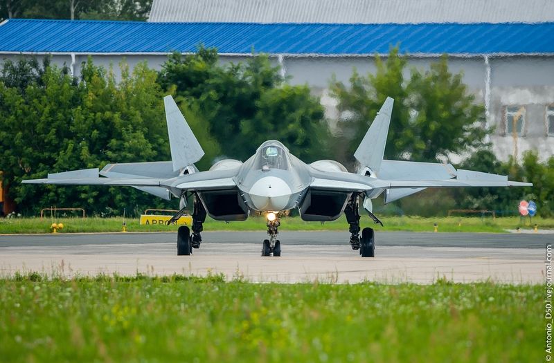 ロシアの次世代戦闘機su 57の新鮮な写真が激写された 夜ふかしのすすめ