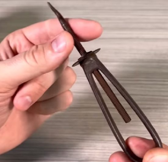 ヴィンテージな「缶切り」の使い方がカッコいい！
