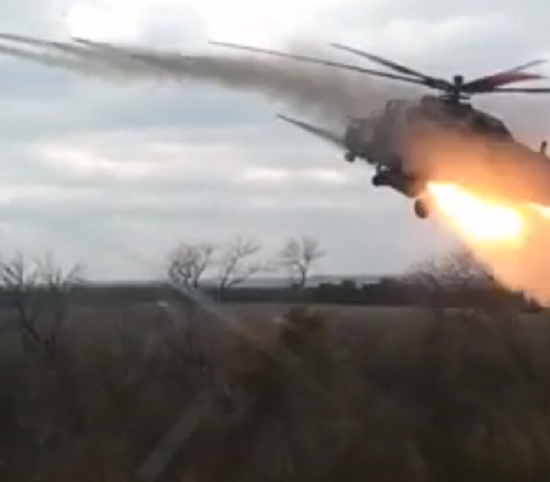 ウクライナを攻撃するロシアの「戦闘ヘリ」のコックピットからの映像がこれ！