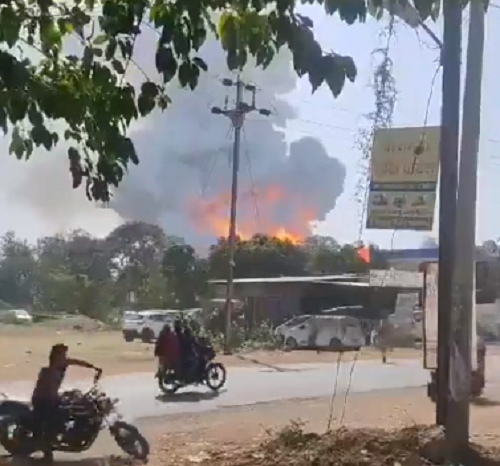 花火工場での大爆発で11人が死亡し100人以上が負傷する大惨事に！