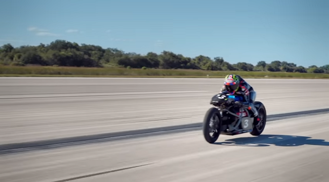 世界最速の電動バイクが456km / hで世界記録を更新しました！