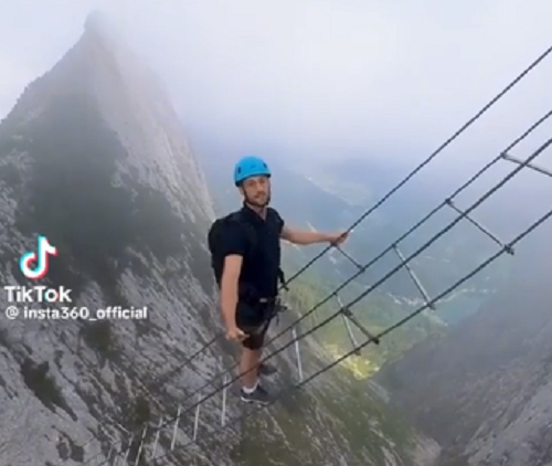 「天国への階段」と呼ばれるダッハシュタイン山を登る勇気はありますか！？　無理ですｗ