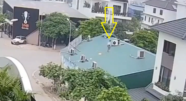 エアコンの室外機が爆発し修理していた作業者がどこかに消えた！