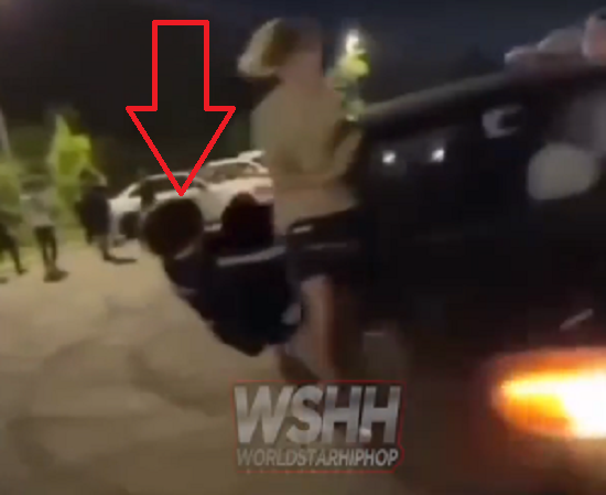 ドリフトする車に箱乗りしてた男がうっかり死にそうになった！