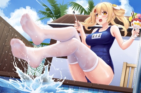 スク水ニーソ