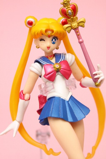 figuartsSuperSailormoon18