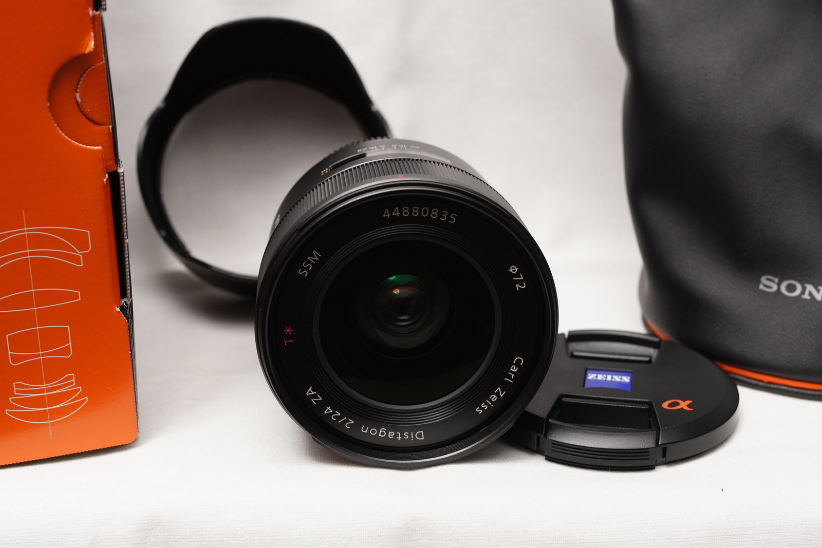 SONY Planar T* 50mm F1.4 ZA SSM「SAL50F14Z」とSONY Distagon SONY Planar T* 50mm F1.4 ZA SSM「SAL50F14Z」とSONY Distagon