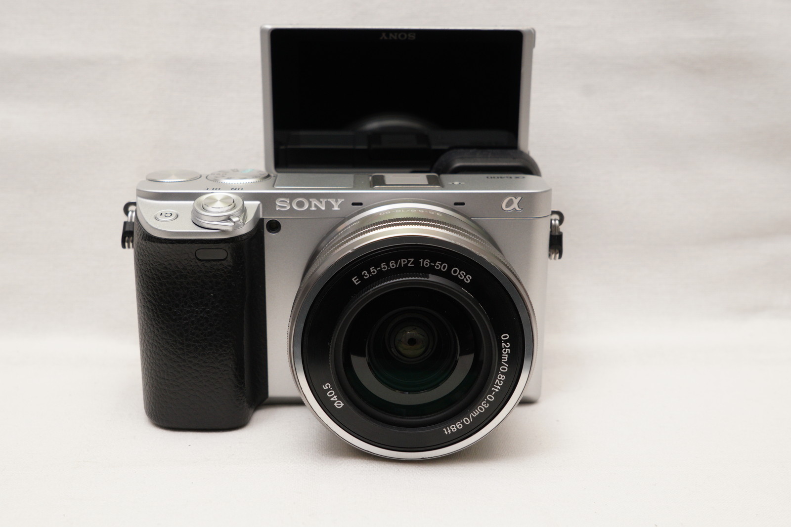 なんと2台目！SONY α6400「ILCE-6400」シルバーを購入