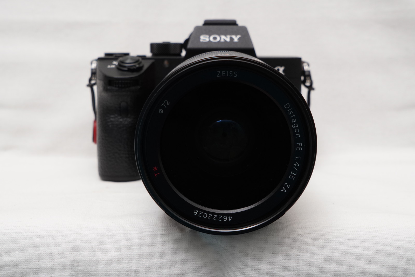 レンズ(単焦点) Sony Distagon T* FE 35mm ZA カメラレンズ T* FE 35mm F1.4 ZA Distagon（ディスタゴン