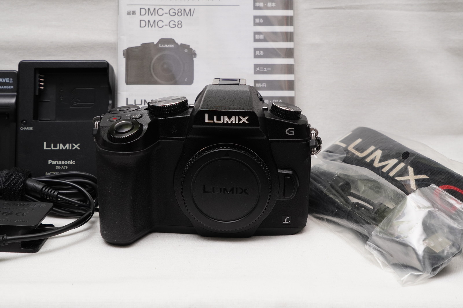【美品】パナソニックLUMIX DMC-G8 LUMIX Gシリーズ パナソニック Panasonic ミラーレス DMC-G8