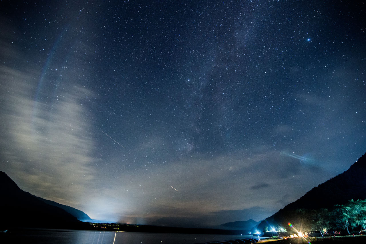 天体写真 富士山 西湖からの天体写真 カメラと星景写真の日々
