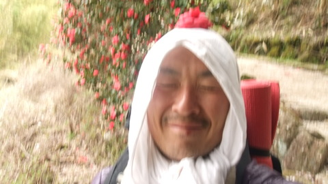 324
