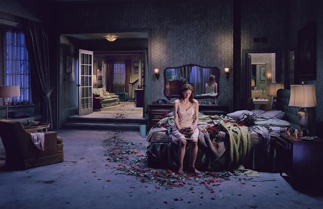 Gregory Grewdson グレゴリー・クリュードソン : About the art