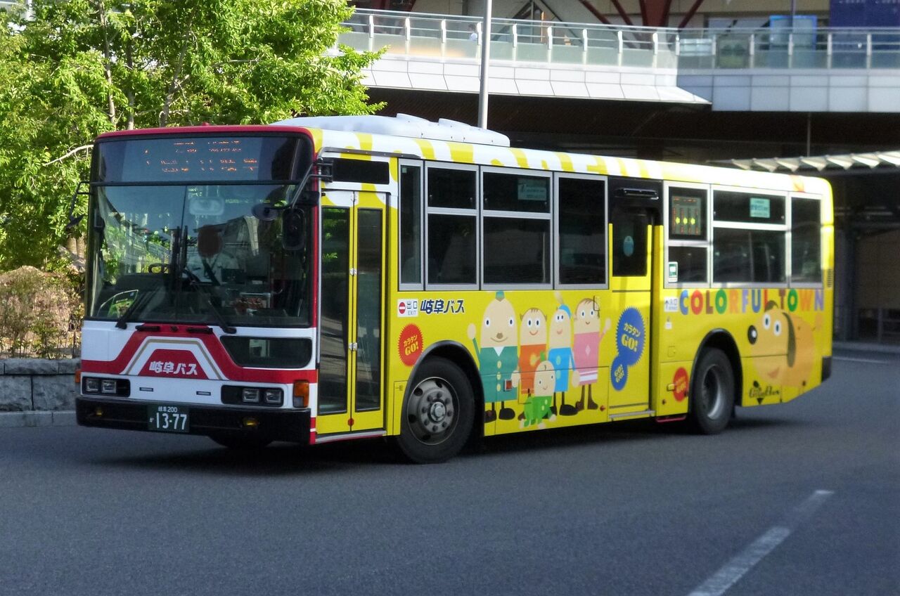 岐阜バス 岐阜200か1377 : 三度のメシよりバスが好きな人のブログ