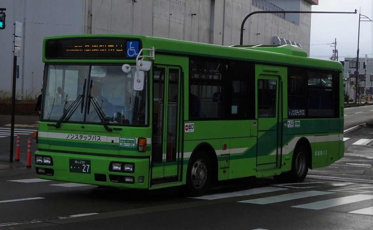 加越能バス 富山230あ 27 三度のメシよりバスが好きな人のブログ