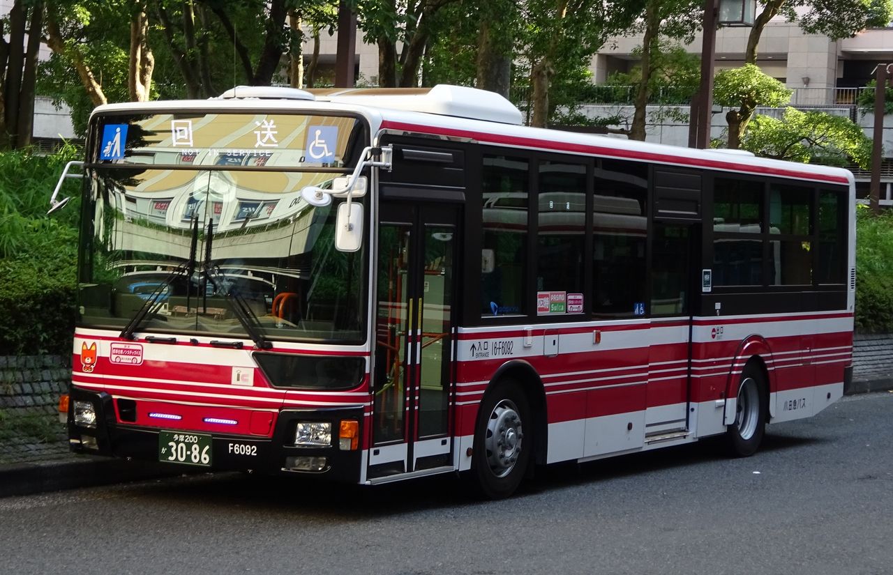 小田急バス 16F6092(多摩200か3086) 三度のメシよりバスが好きな人のブログ 小田急バス 16F6092(多摩200か3086) 三度のメシよりバスが好きな人のブログ