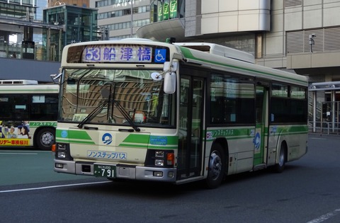 9eaf45e8-s.jpg