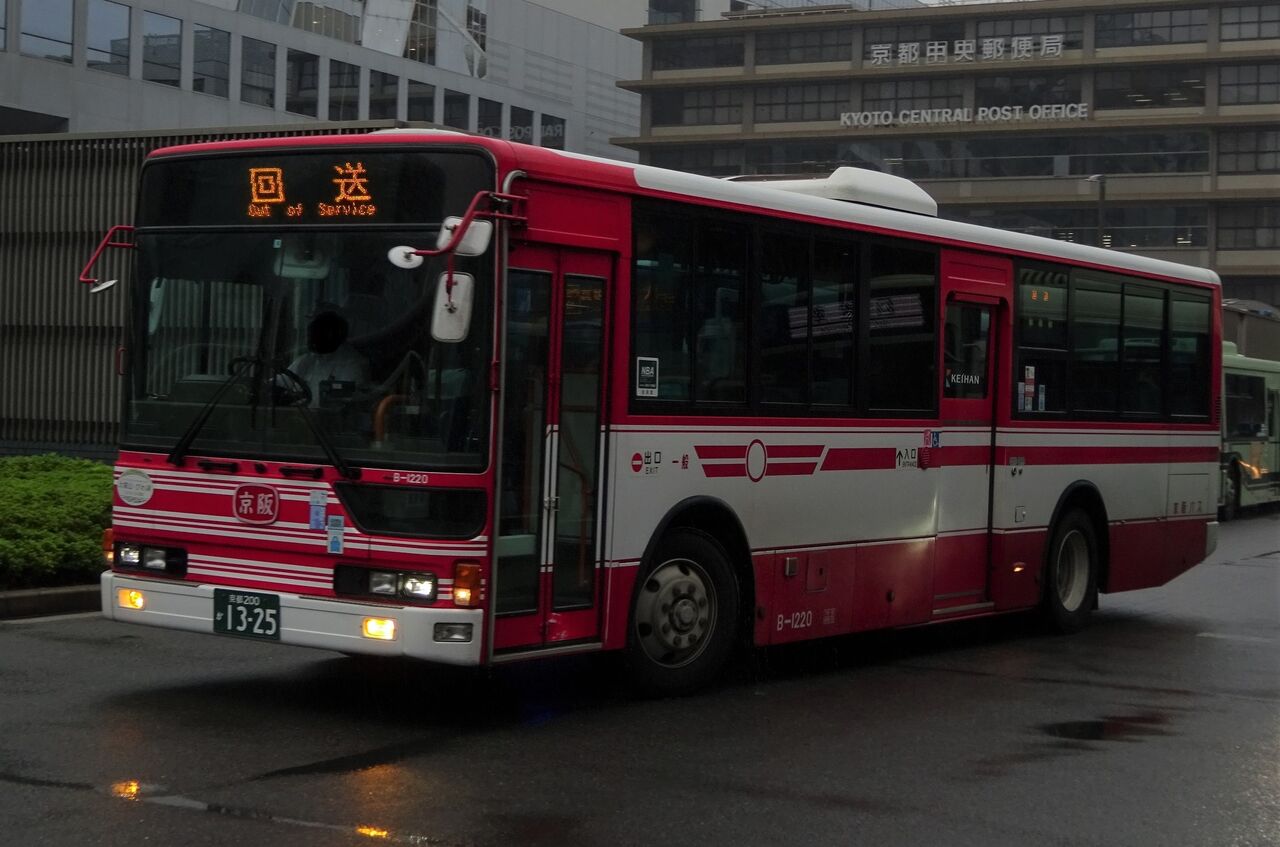 京阪バス B 12 京都0か1325 三度のメシよりバスが好きな人のブログ 京阪バス B 12 京都0か1325 三度のメシよりバスが好きな人のブログ