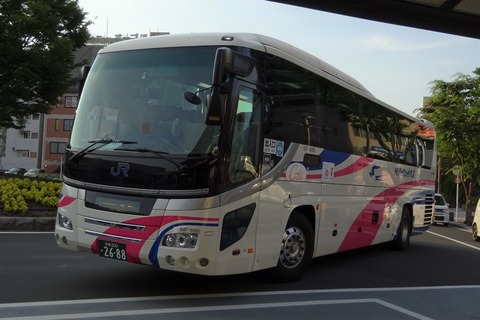 西日本JRバス 2023.7.21 西日本JRバス 744-8986 ［阿波エクスプレス大阪32号