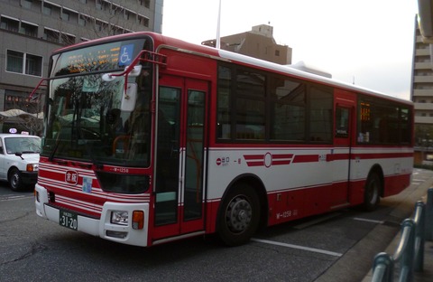 京阪バス W-1258(京都200か3120) : 三度のメシよりバスが好きな人のブログ