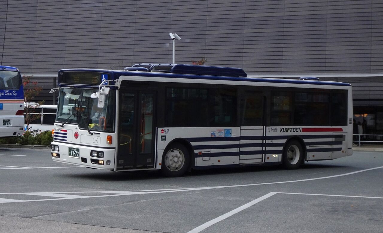 熊本電鉄バス 熊本200か1772 : 三度のメシよりバスが好きな人のブログ