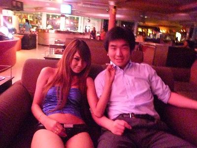 飲み過ぎに注意ですよー プーケットしまかぜ案内人のパトンナイト プーケットタウン夜遊びナイトライフツアー 飲み過ぎに注意ですよー プーケットしまかぜ案内人のパトンナイト プーケットタウン夜遊びナイトライフツアー