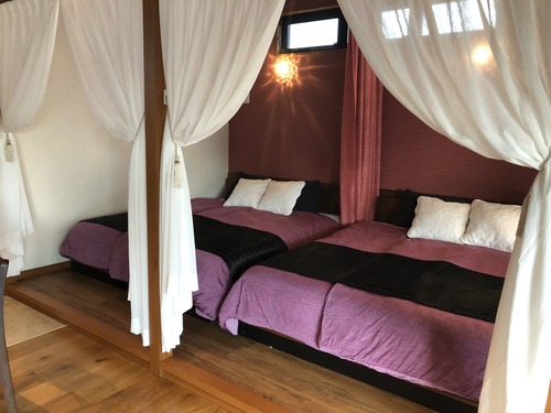 1E0E482B-9098-4E19-AA79-F30BFDA34D53