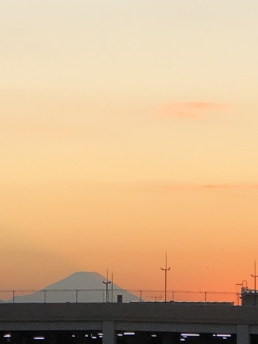 6D95C6EE-5F91-47EF-B912-923A0503648F