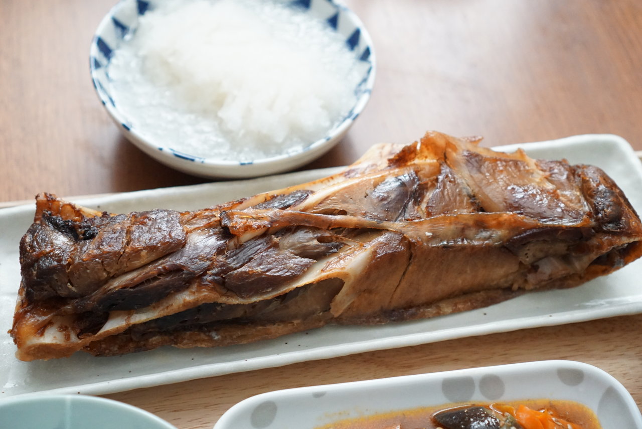肉野菜炒めのっけ弁 恐怖のおにぎり 汗 いつぞやの鮪カマ焼き お弁当レストラン わっぱ弁当修行ブログ Powered By ライブドアブログ