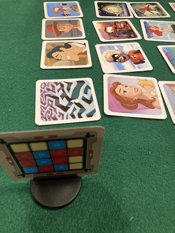 6歳長男とのボードゲーム コードネーム ディズニー 子供とボードゲーム 3兄妹パパのボードゲーム日記 6歳長男とのボードゲーム コードネーム ディズニー 子供とボードゲーム 3兄妹パパのボードゲーム日記