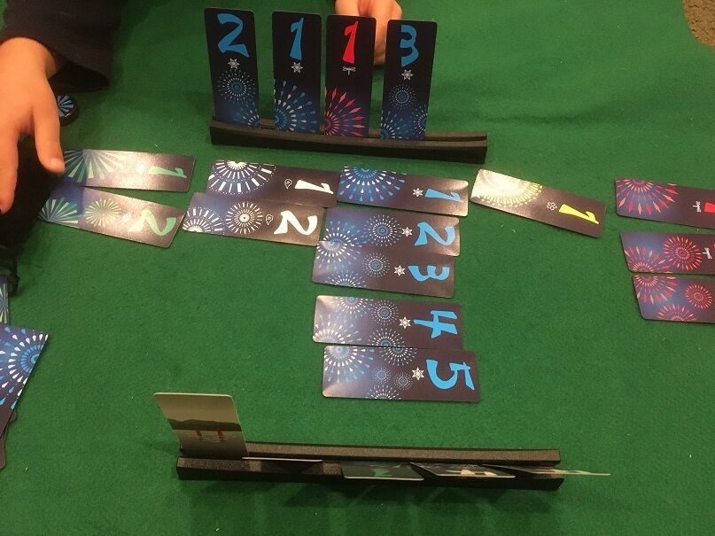 6歳長男とのボードゲーム Azul 花火 子供とボードゲーム 3兄妹パパのボードゲーム日記 6歳長男とのボードゲーム Azul 花火 子供とボードゲーム 3兄妹パパのボードゲーム日記