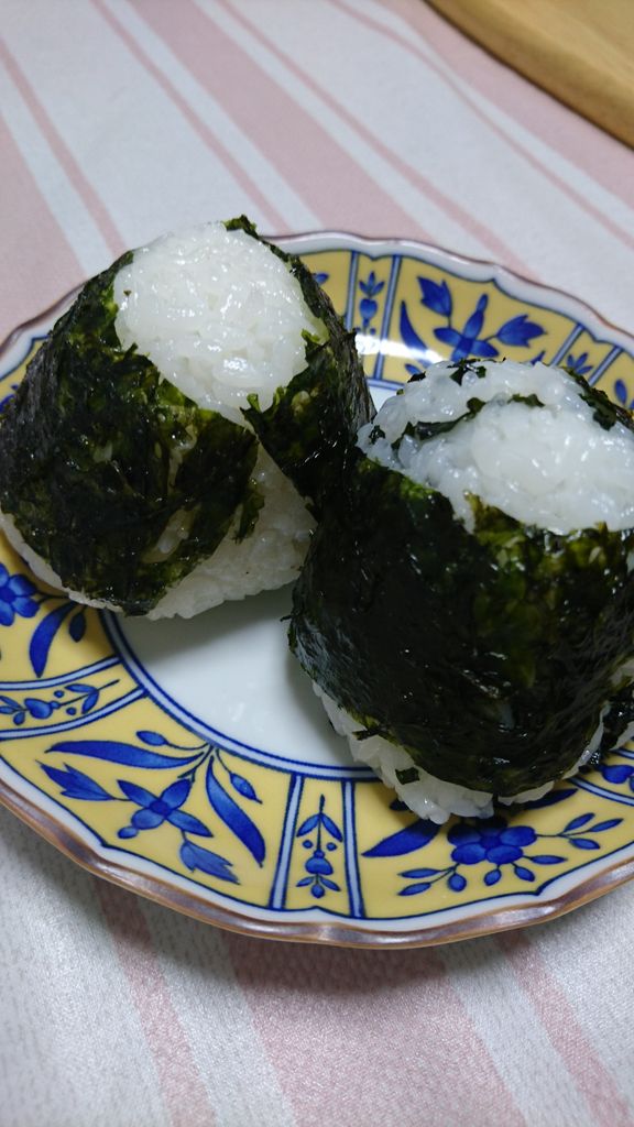 ねり梅でおにぎり 主婦の記録 料理とか買い物とか色々