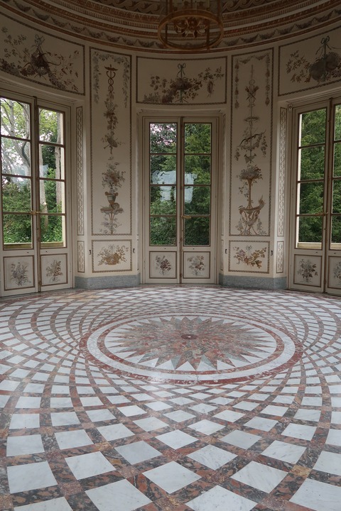 VersaillesPetit Trianon445ベルベデーレ内部見透かす