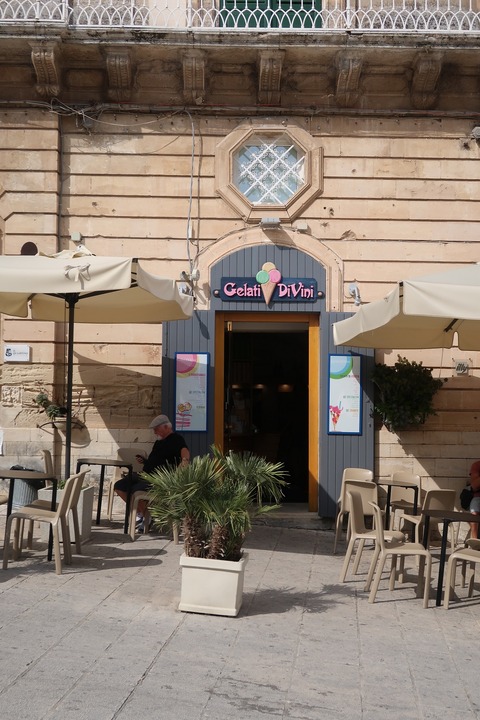 Ragusa GeDavini店