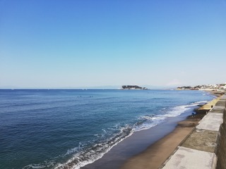 七里ヶ浜駐車場から江ノ島