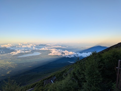 残暑お見舞い申し上げます
