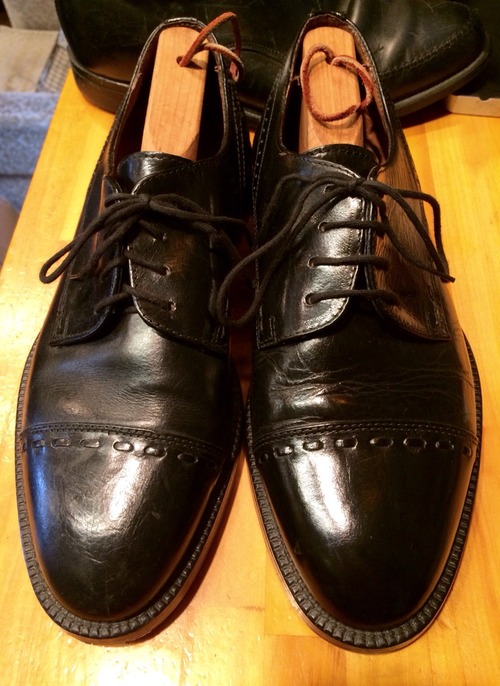 Shiney shoes shiney day