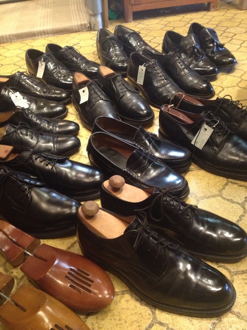 BLACK DRESS SHOES