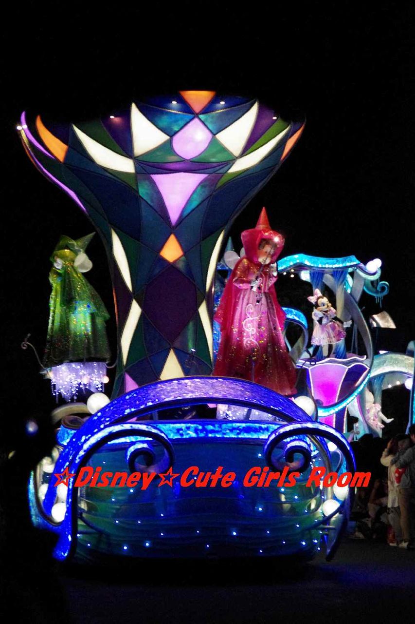 ナイトフォール グロウ Disney Cute Girls Room