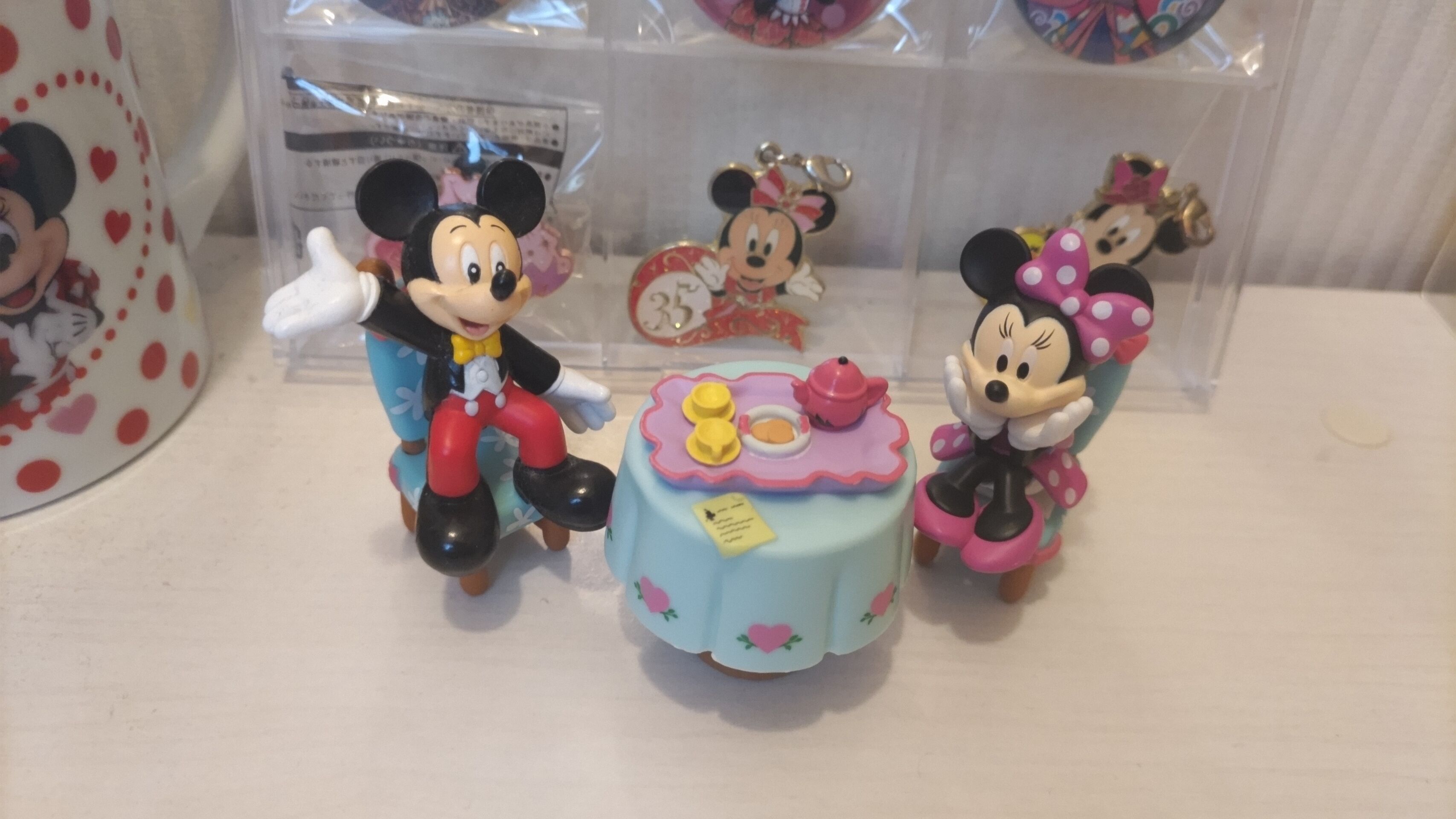 【美品】ディズニー　プレミアムミニチュアフィギュア　ミッキーの家　ミニーの家 だふさん様専用 ミッキーの家 ミニーの家フィギュア の通販 by