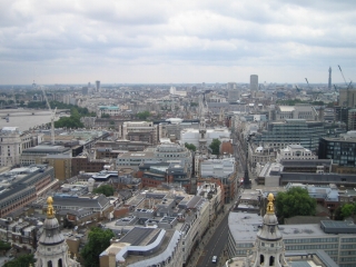 St. Pauls¡Ê¥É¡¼¥à¤Î¾å¤«¤é¡Ë