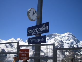 ¥í¡¼¥Æ¥ó¥Ü¡¼¥Ç¥ó±Ø