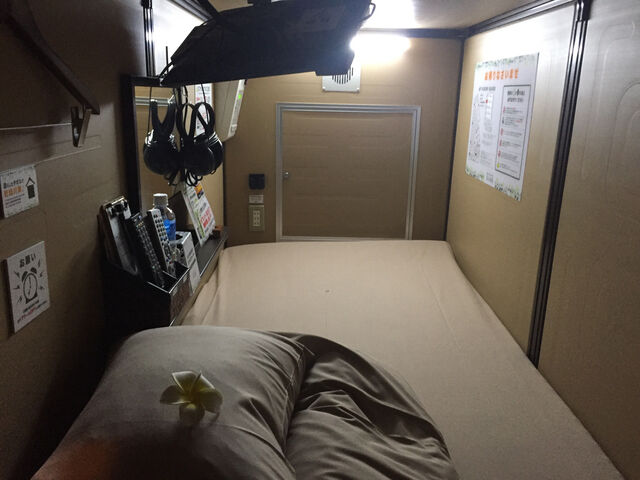 朗報 カプセルホテル 楽しい まんさんコレクション