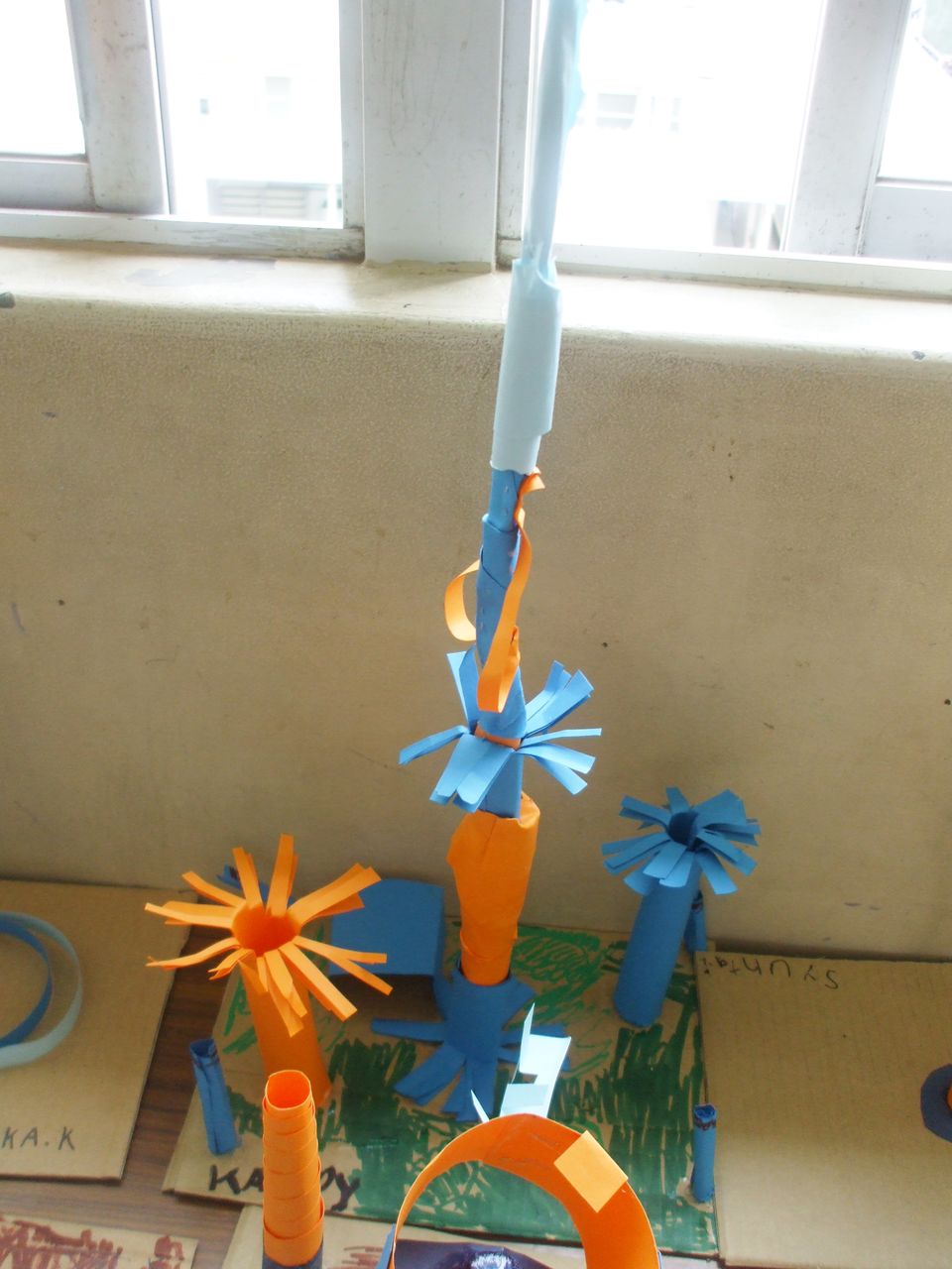 工作 紙を丸めてタワーを作ろう 柴田克美教育大全集