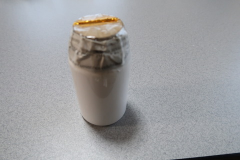 プラスチックのボトル